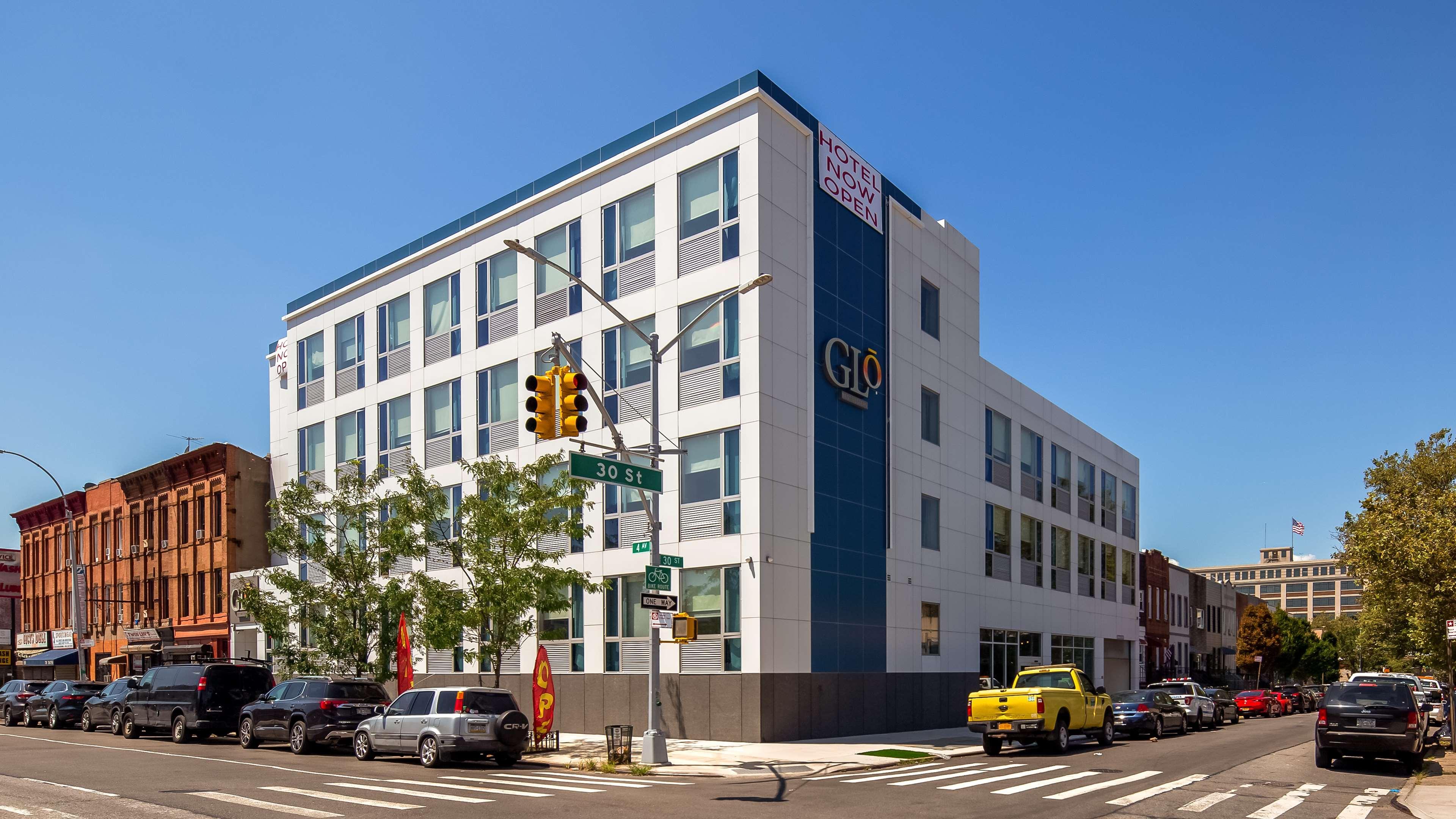 Glo Best Western Brooklyn Nyc Nueva York Exterior foto